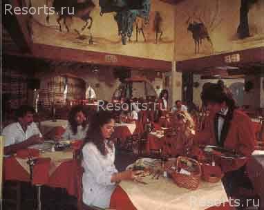 Roman Hotel 8
